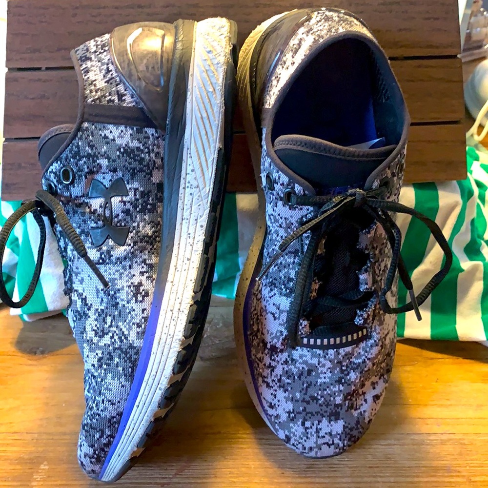 ***FINAL MARKDOWN *** 
Under Armour  athletic shoes- women Size 9.5